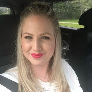 Meet your Posher, Allison